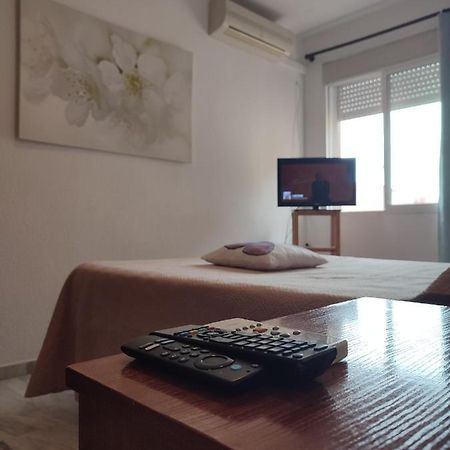 Habitacion Arroyo De La Miel 贝纳尔马德纳 外观 照片