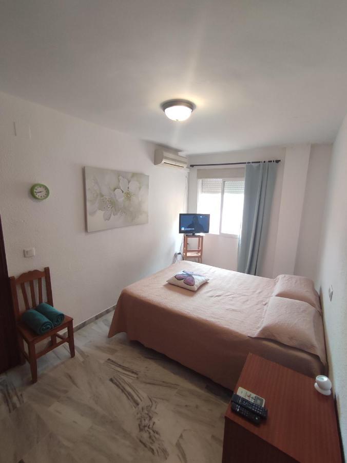 Habitacion Arroyo De La Miel 贝纳尔马德纳 外观 照片